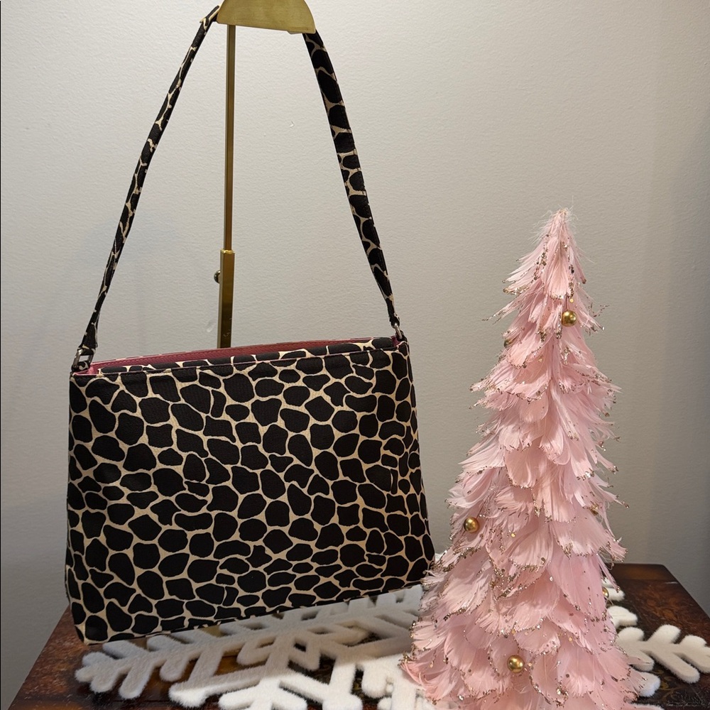 kate spade Black and Cream Giraffe Print Shoulder Bag - Picture 3 of 10